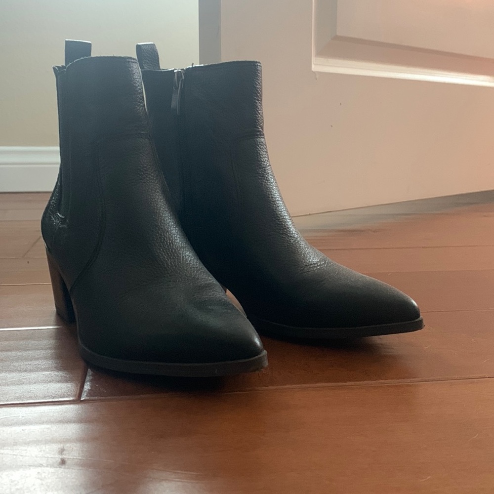 Franco Sarto black leather boots